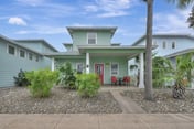 Casa Verde Village Walk