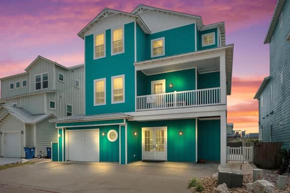 Shell Yeah Beach House - Image 2